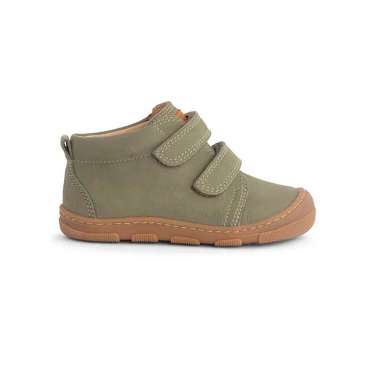 Kari W - Olive